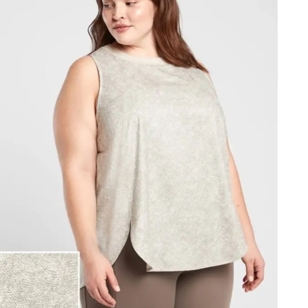 Athleta Zephyr Tank Top Printed Olive Ivory Python Print